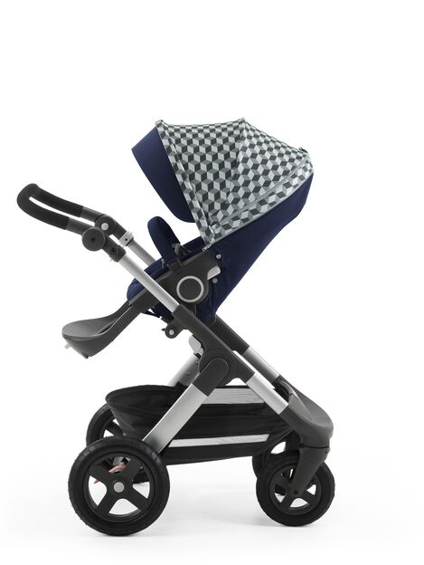 Stokke&reg; Stroller Seat Style Grey Cube with Stokke&reg; Trailz&trade; chassis, Deep Blue.