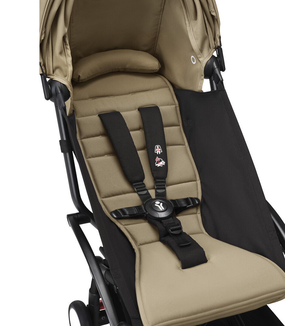 Stokke® YOYO3® 6+ Toffee. Black Frame. Head cushion, detail. Reclined position. US variant. galery image 9