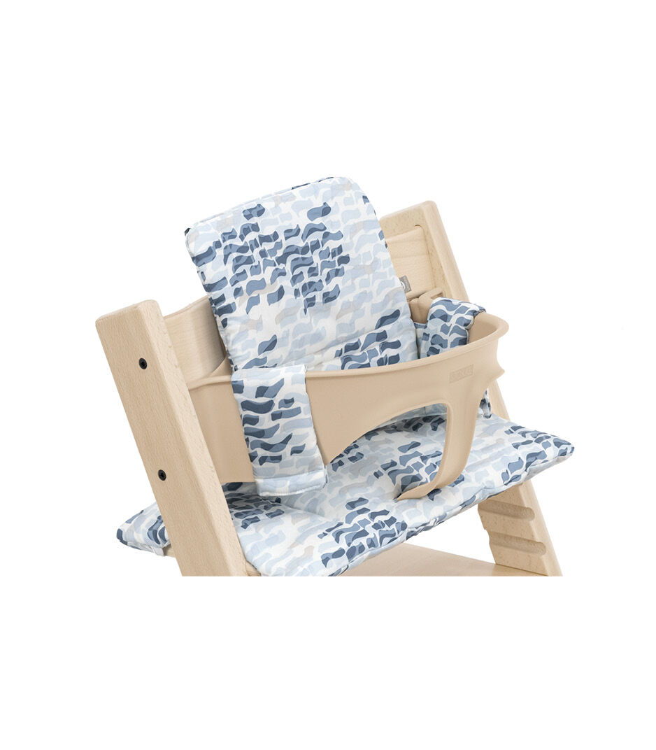Tripp Trapp® Chair Natural with Baby Set and Classic Cushion Waves Blue. Detail.