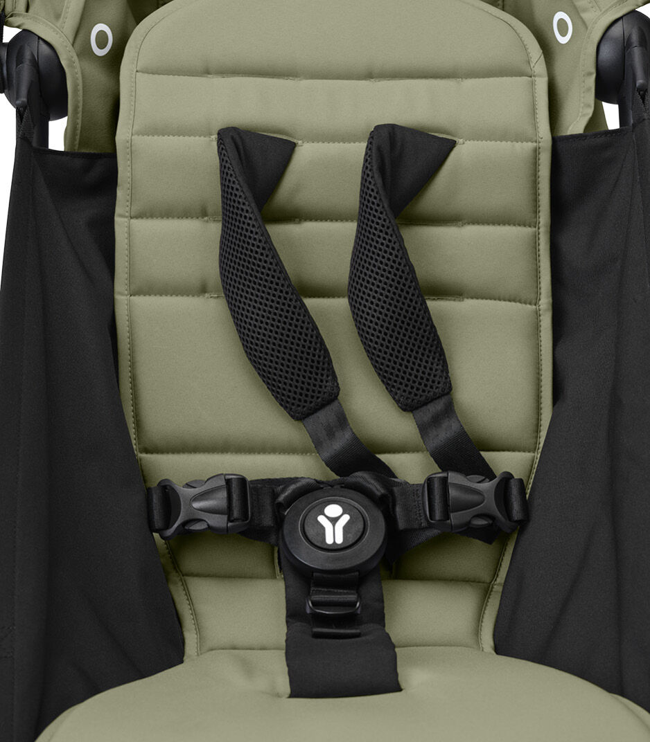 Stokke® YOYO3® 6+ Olive. Shoulder strap mesh, close-up. galery image 4