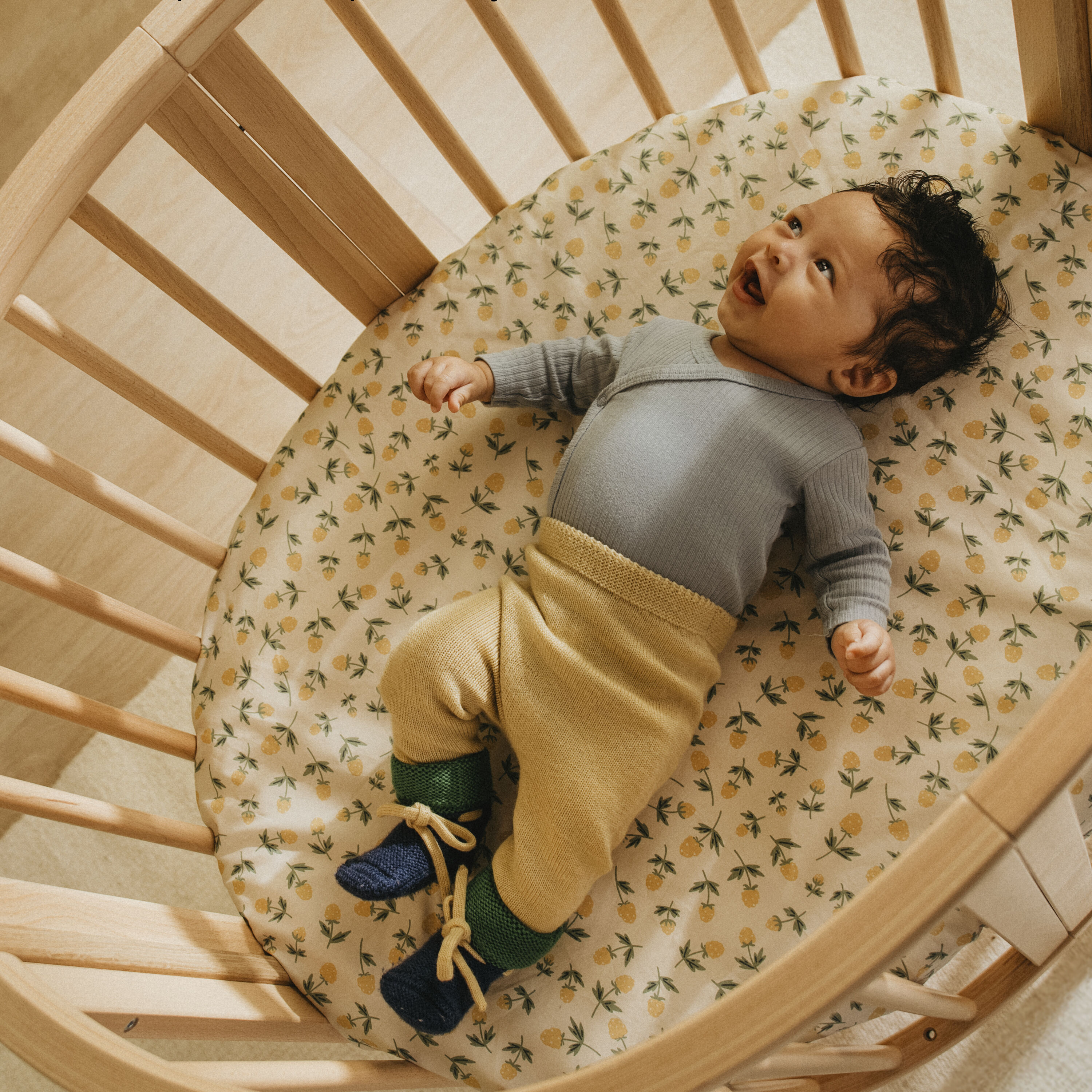 Stokke® Sleepi™ Mini Crib: The Perfect Convertible Crib for Your