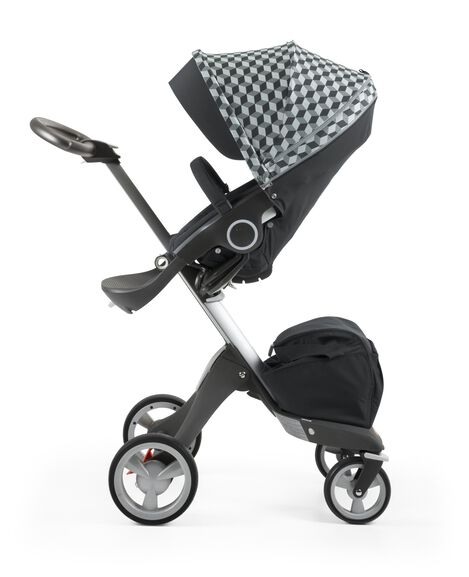 Stokke&reg; Stroller Seat with Style Kit Grey Cube and Stokke&reg; Xploy&reg; chassis, Black.