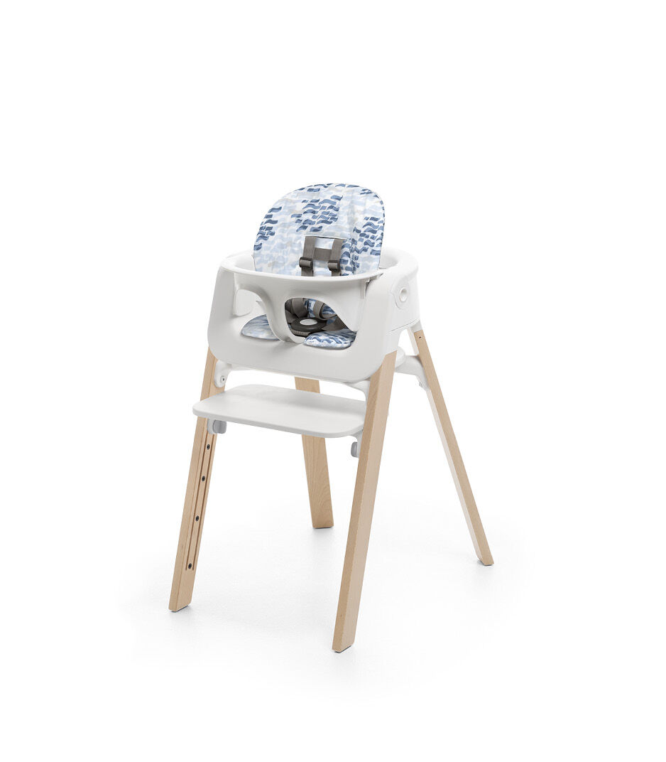 Stokke® Steps™ Chair Natural with Baby Set White and Cushion. Waves Blue.