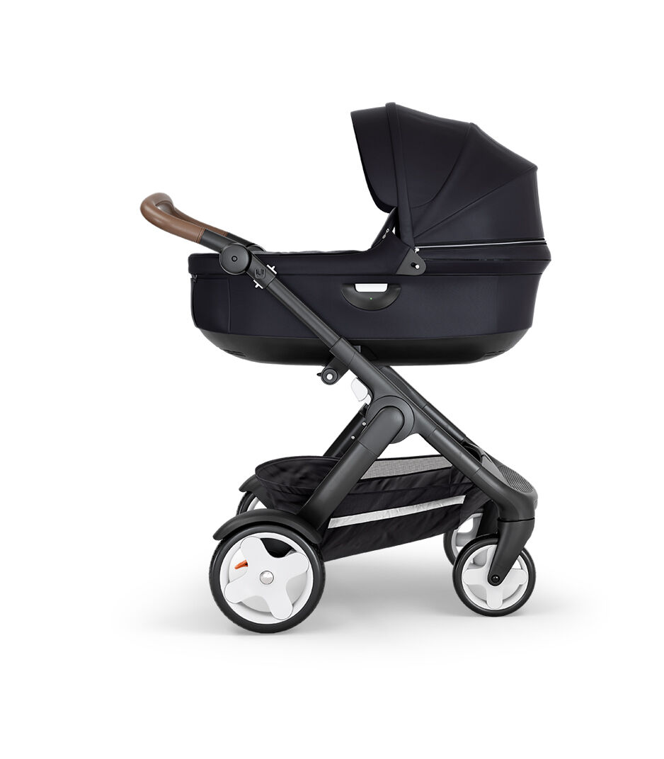 carry cot with wheels