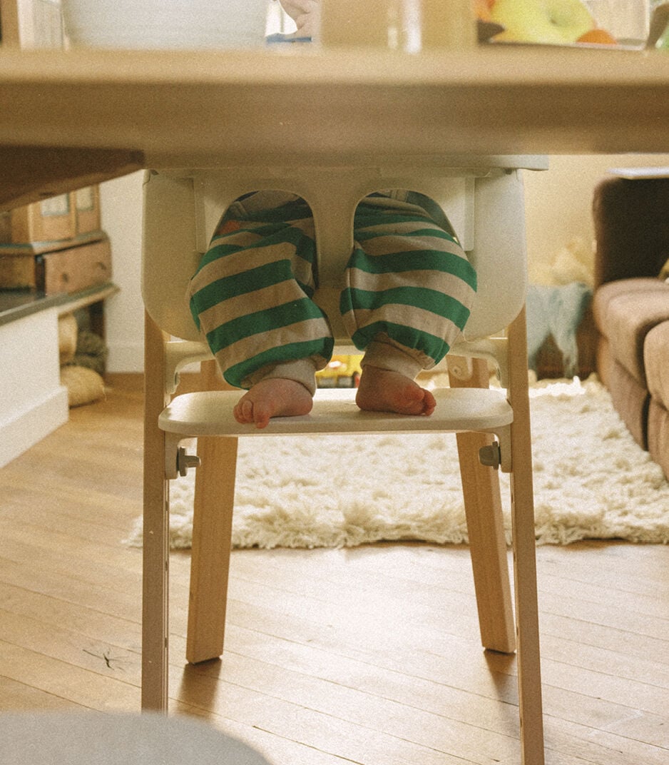 ステップス | お子さまに合わせて調節できるハイチェア | Stokke