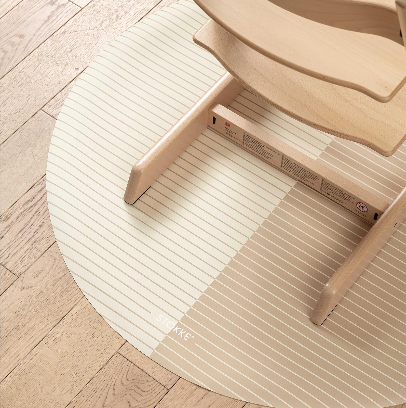 loc::image__stokke_high_chair_mat_halfmoondune_tripptrapp_top-view_jpg