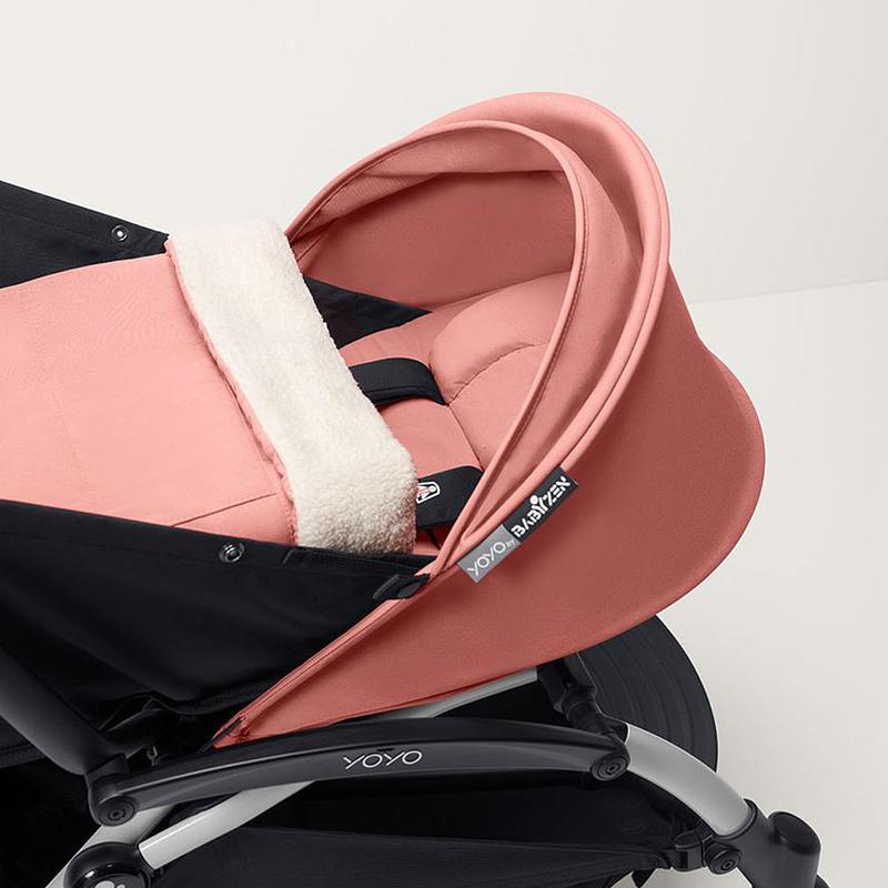 YOYO² with its 0+ newborn pack