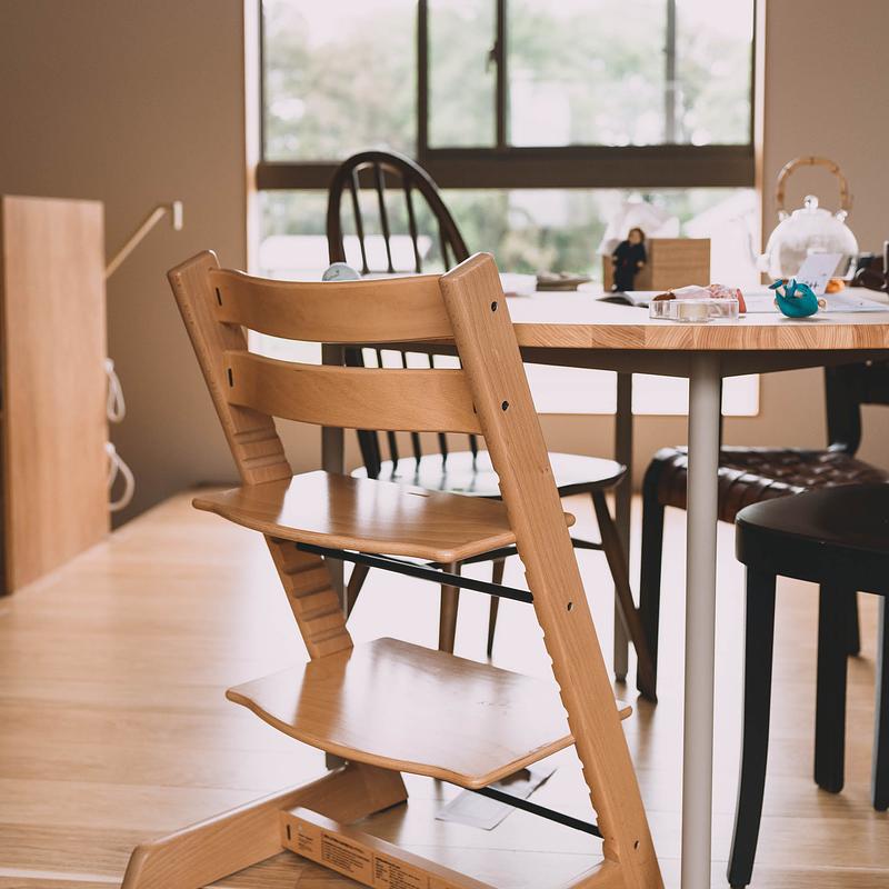 子供用ハイチェア、ベビーカー & ナーサリー | Stokke