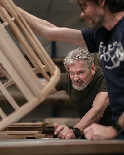 Personas y lugar de trabajo