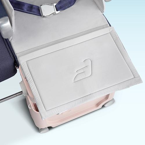 JetKids BedBox leg support feature for children.​