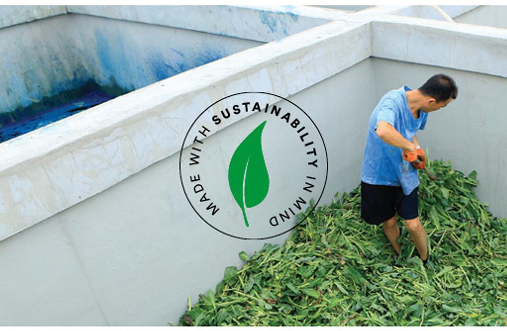 Il filato del cuscino Tripp Trapp® Nordic Grey è tinto con IndiDye™ utilizzando estratti di ghiande