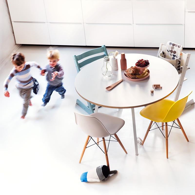 ノルウェーSTOKKE  ストッケ　子どもと共に成長する椅子 子どもとともに成長する椅子をデザインし続けて50年 | ストッケ