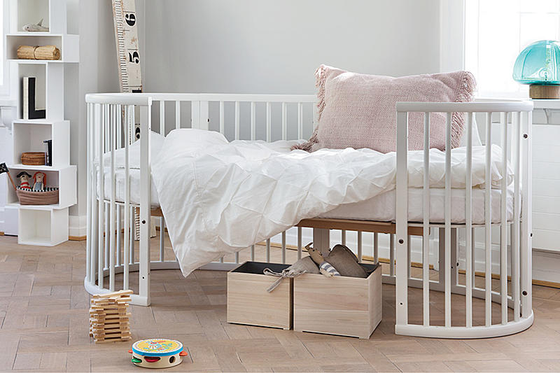 stokke bed size