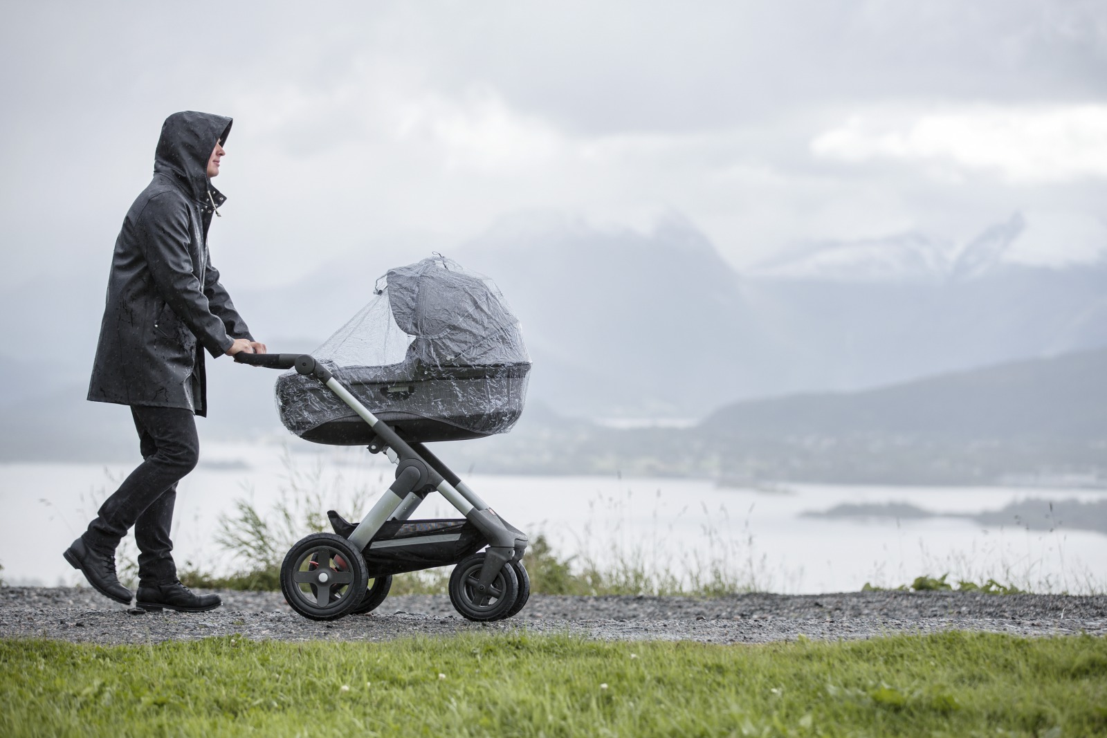 stokke trailz terrain and carry cot