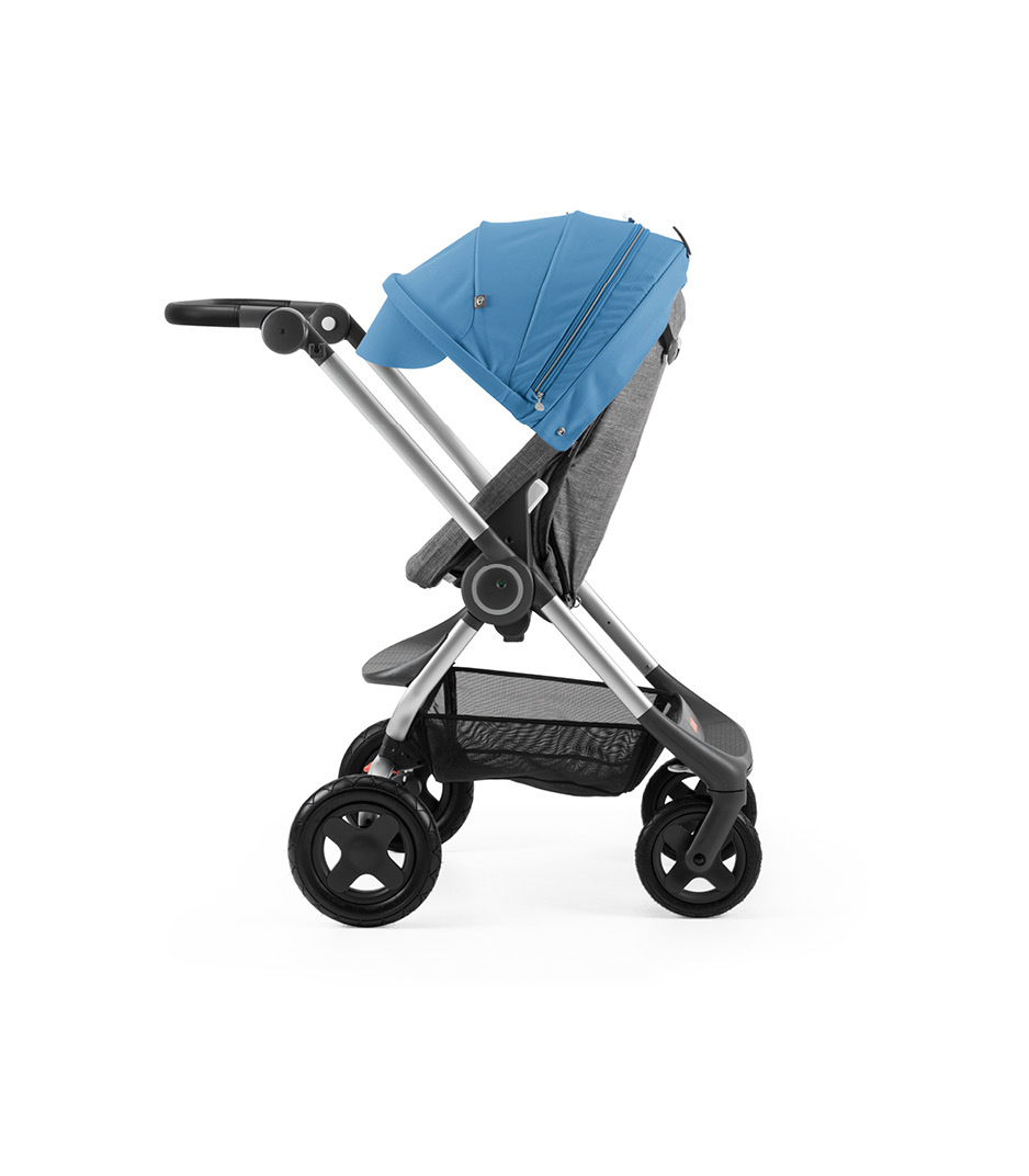 Stokke&reg; Scoot&trade; Black Melange with Blue Canopy. Parent facing, active position.